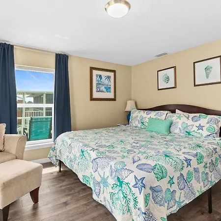 Villa Pier Watch